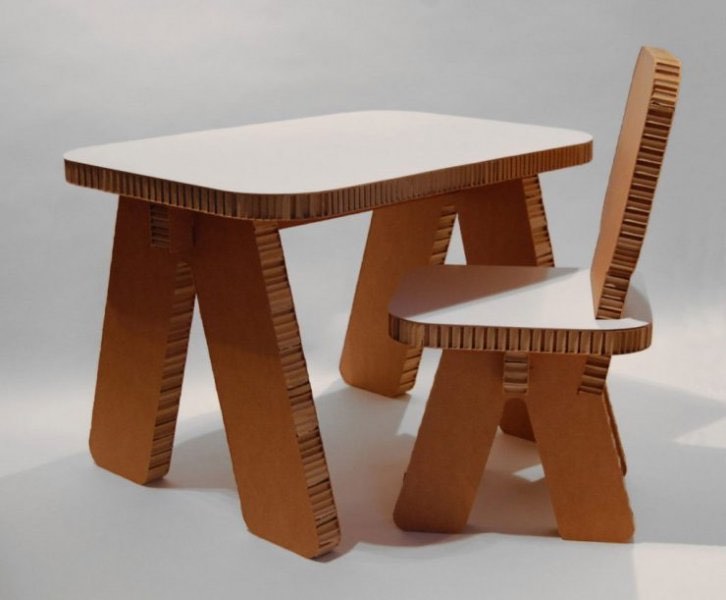 Мебель из картона, пример 2